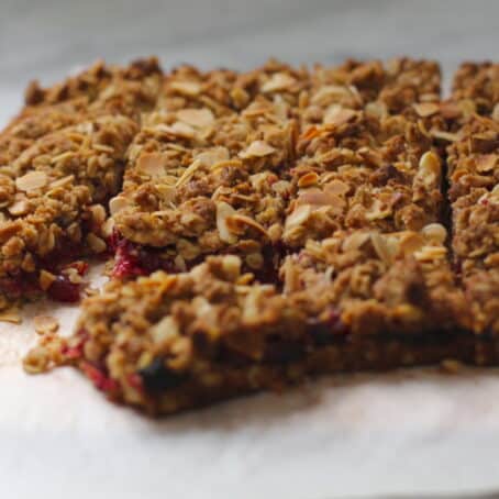 Thanksgiving Cranberry Bars with Spelt, Oats and Almonds